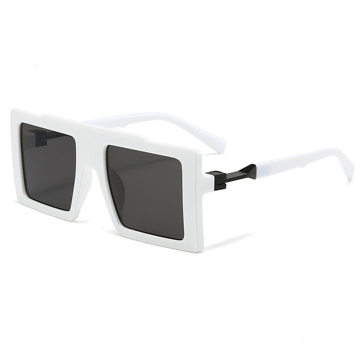 Ladies fashionable sunglasses with rectangular frame Bowlift