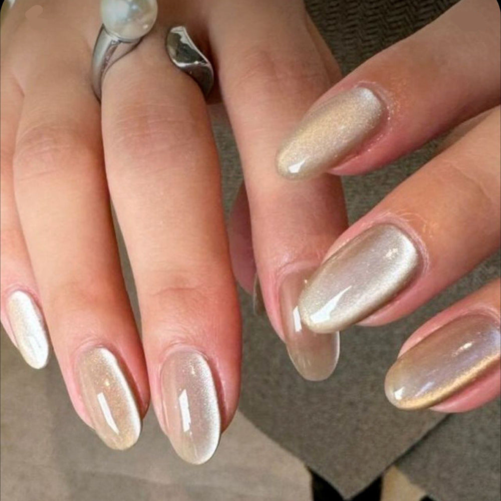 Artifical Nails with Elegant Shine Bowlift