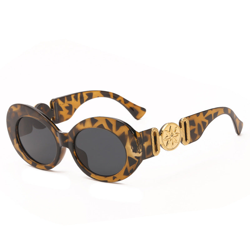 Ladies fashionable sunglasses with striking golden accents Bowlift