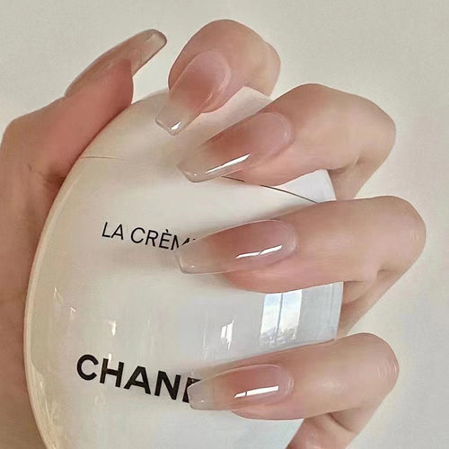 elongated art nails Bowlift
