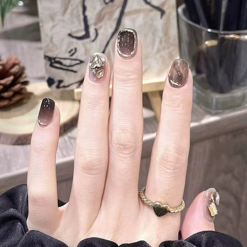Artistic Heart-Themed Nail Extensions Bowlift