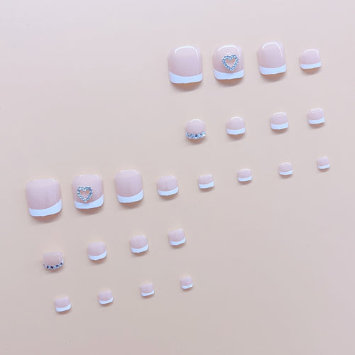 Nail art set with elegant glitter and heart decorations Bowlift