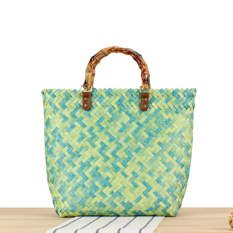 Stylish shopping bag made of braided natural material Bowlift
