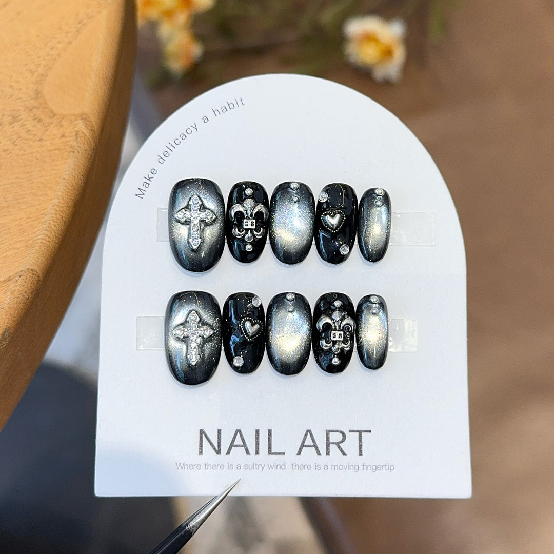 Artificial Nail Set with Decorative Elements Bowlift