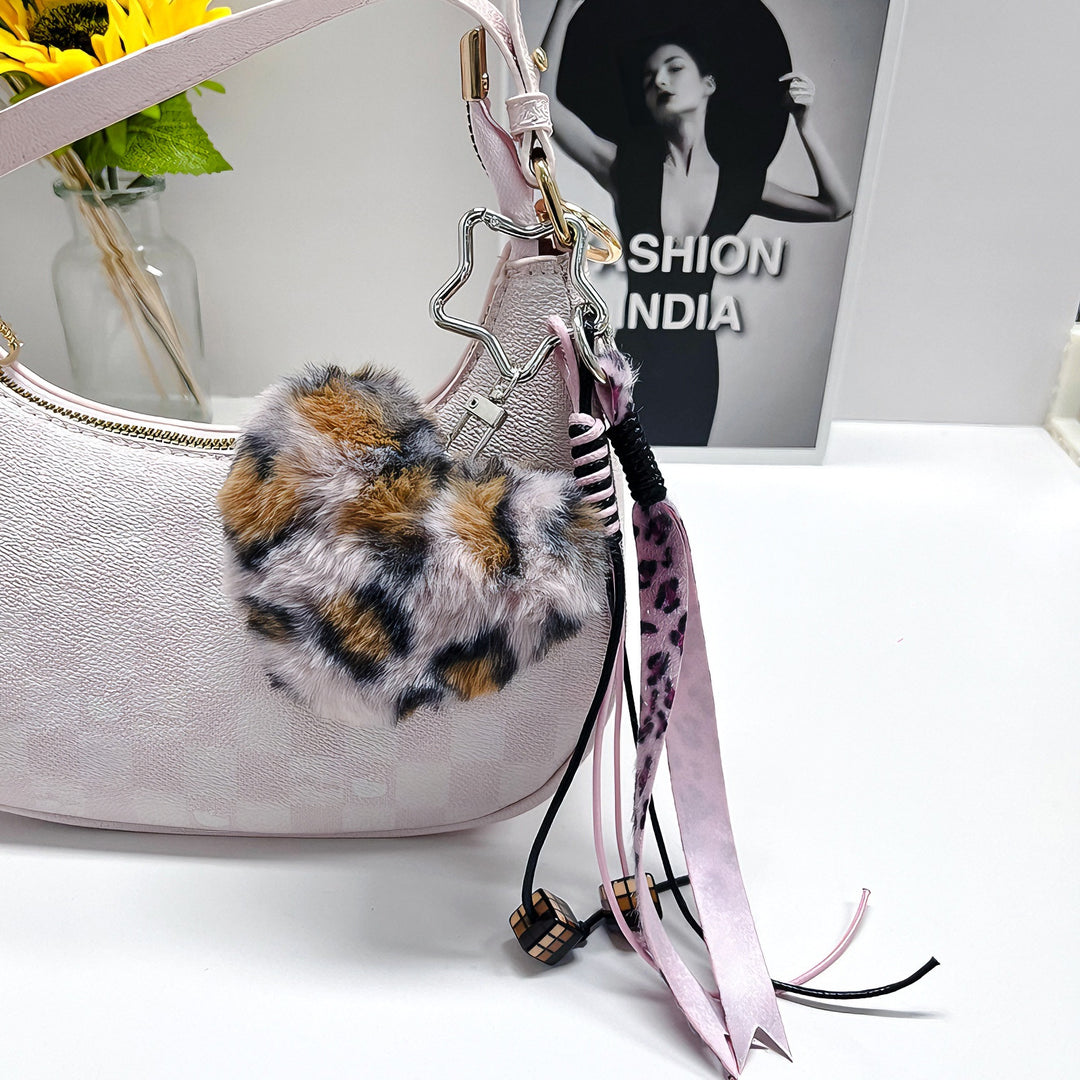 Fashionable Key Pouch Bowlift