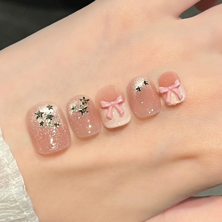 Decorative Press-On Nail Art with Floral Designs Bowlift