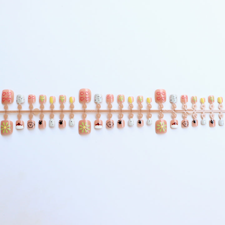 Artistic Themed Press-On Nail Collection Bowlift