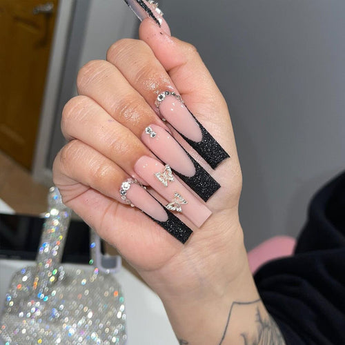 Decorative Long Stiletto Press-On Nails with Rhinestone Accents Bowlift