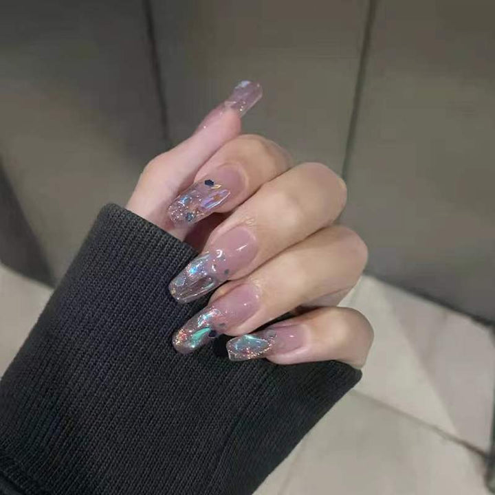Artificial nails with stylish floral accents Bowlift