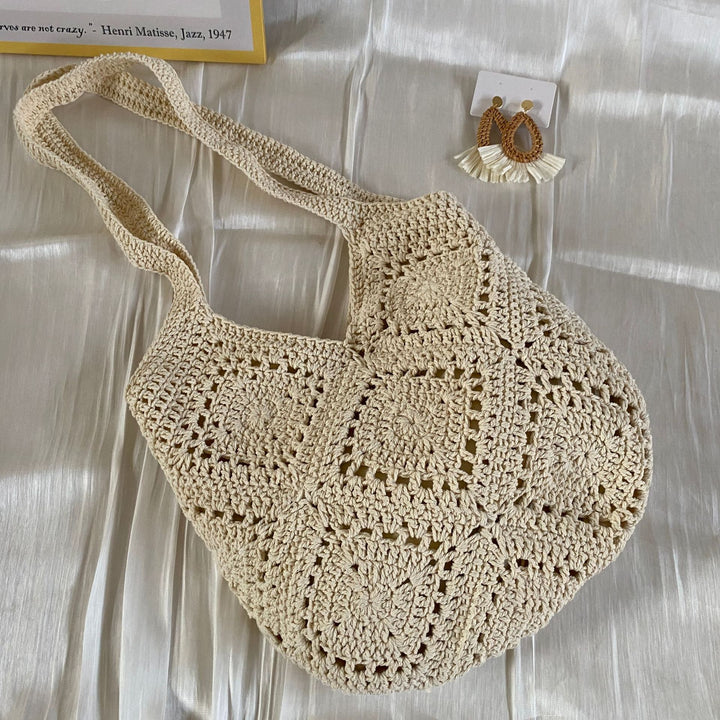 Hand-crocheted Bag Bowlift