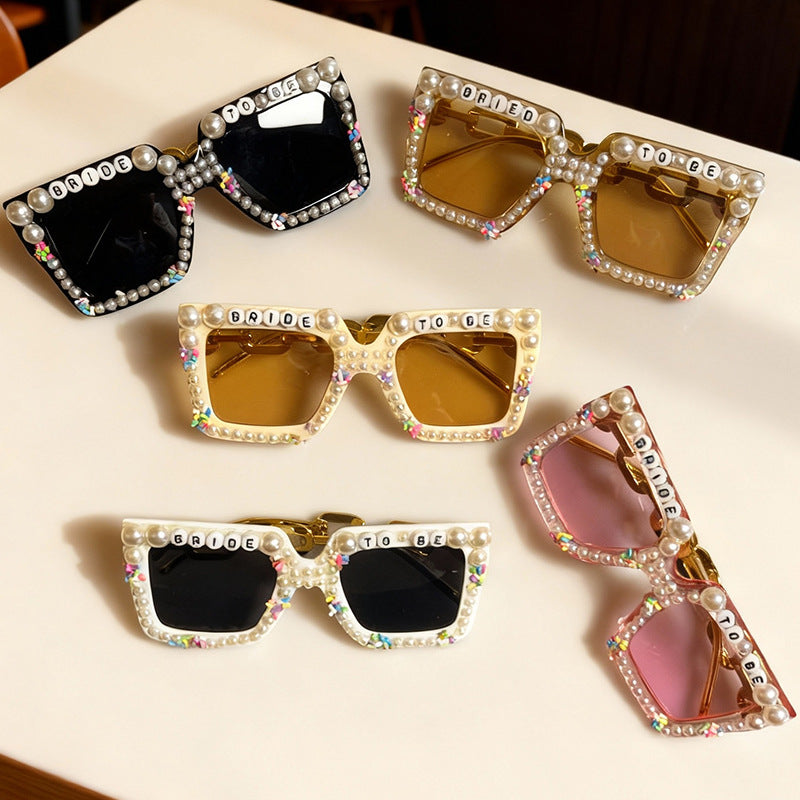 Decorative Fashion Sunglasses Bowlift