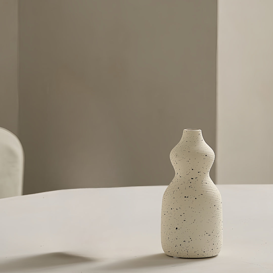 Elegant and Artistic Ceramic Vase Bowlift