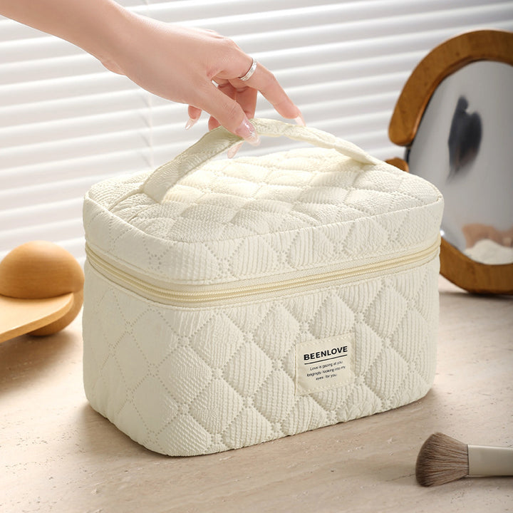 Quilted Multi-Compartment Makeup Organizer Bowlift