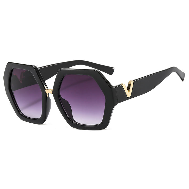Ladies elegant sunglasses with sparkling frame Bowlift