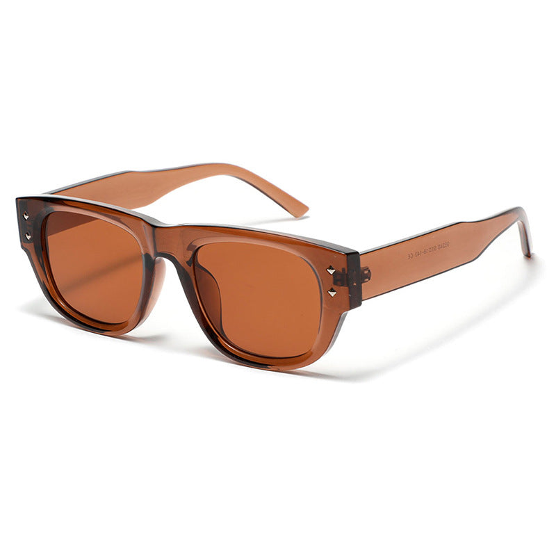 Women's fashionable sunglasses in trendy rectangle design Bowlift