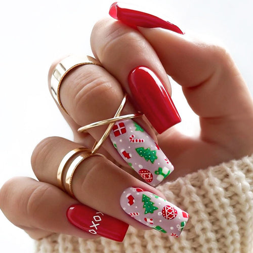 Artificial nail set with festive Christmas designs and glamorous glitter Bowlift