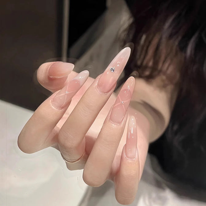 Long-lasting and Decorative Art Nails Bowlift