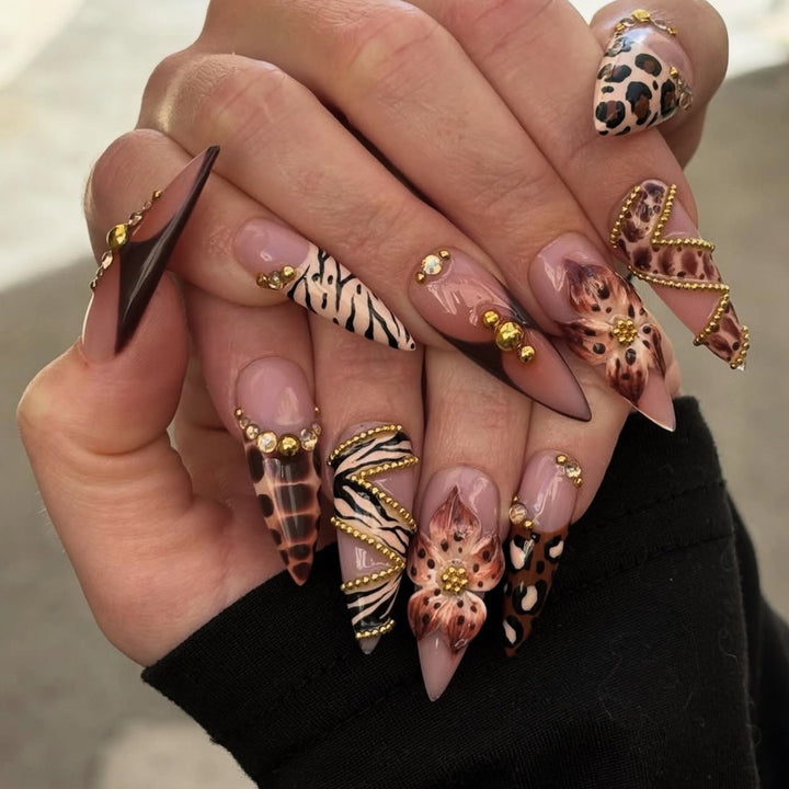 Glamorous Nail Art Design Bowlift