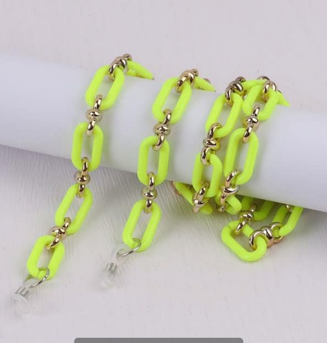Fashionable sunglasses with chain pendant Bowlift