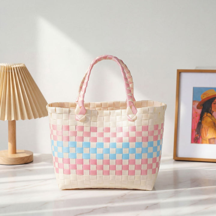 Handwoven basket bag with modern structural pattern Bowlift