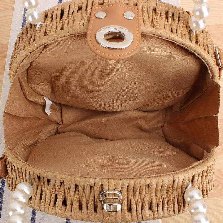 Round base bag with pearl decoration Bowlift