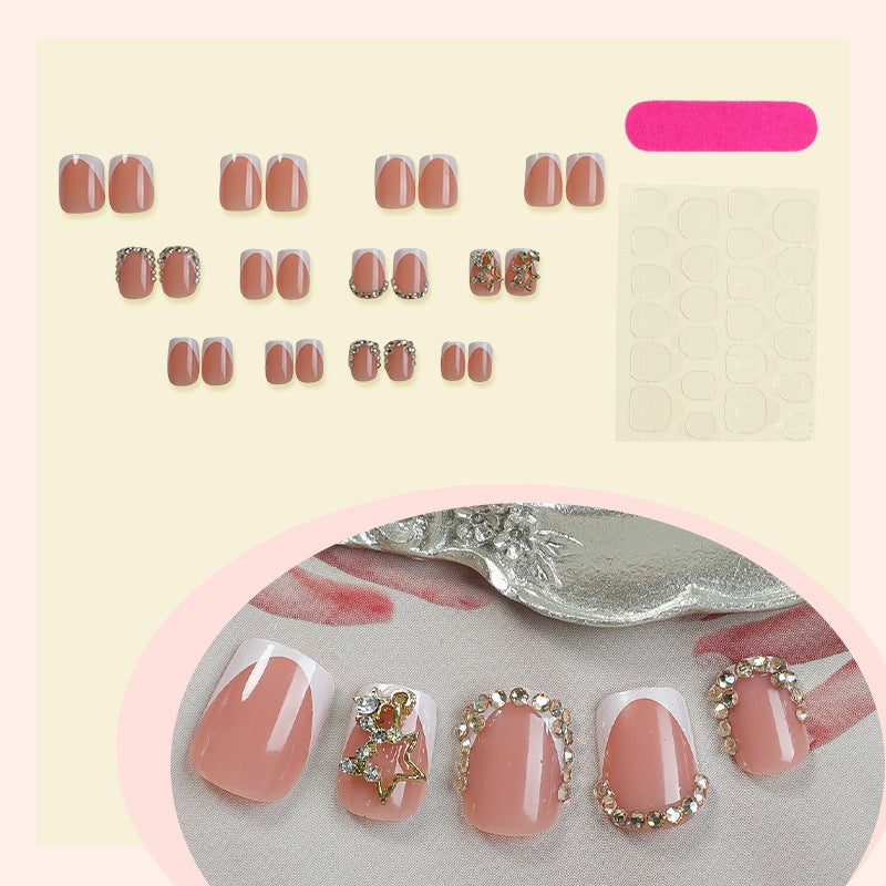 Nail art set with luxurious glitter and floral decorations Bowlift