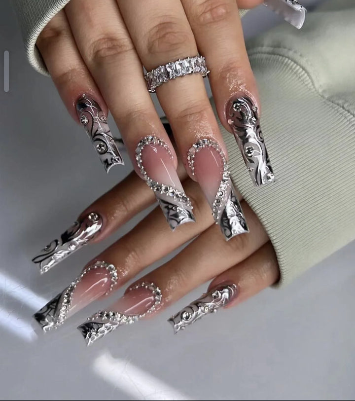Artistic Heart-Embellished Press-On Nails Bowlift