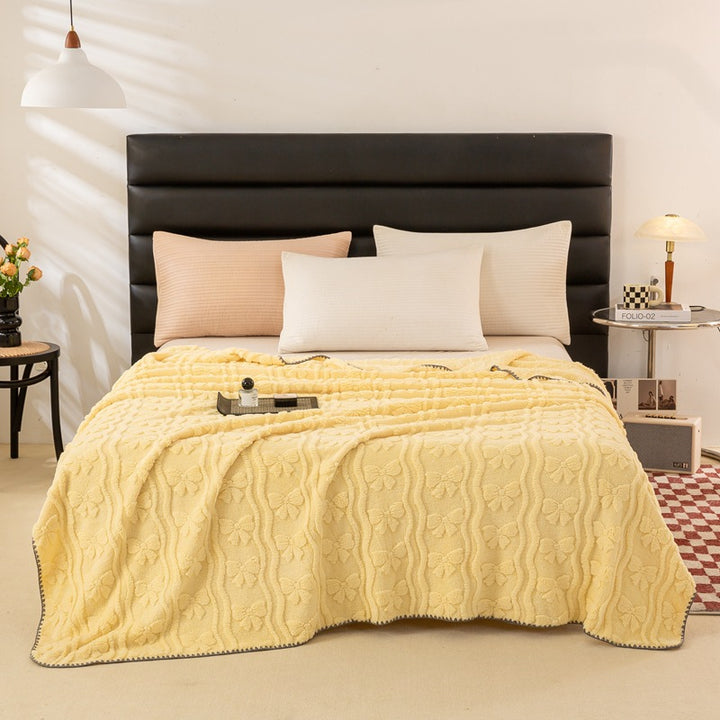 Ladies Cozy and Soft Blanket with Floral Pattern Bowlift