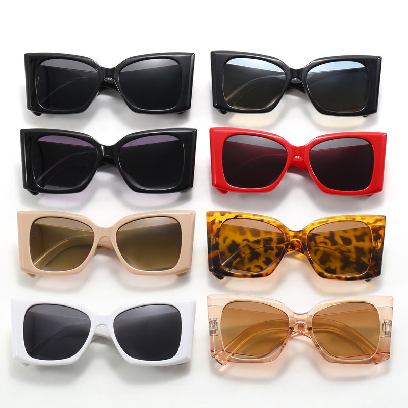 Women fashionable oversized sunglasses with geometric frame Bowlift