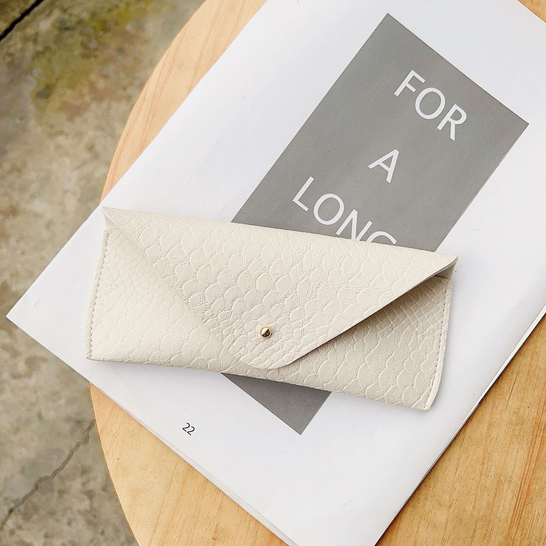 Textured Leather Eyewear Case Bowlift