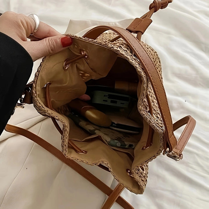 Hand-knotted bags with foldable design Bowlift