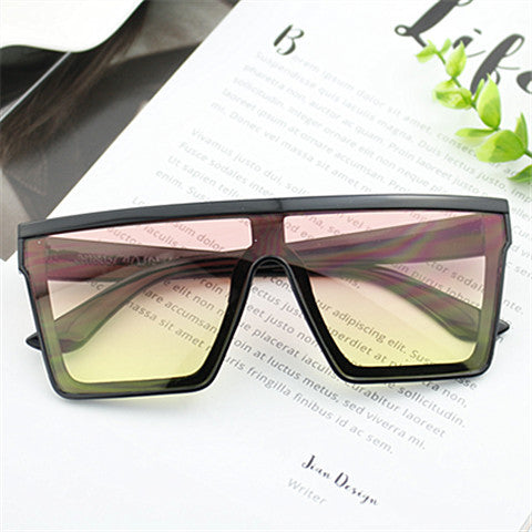 Women's Sporty Safety Goggles in Modern Shield Design Bowlift