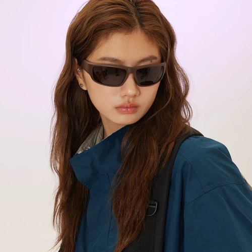 Women's sporty sunglasses with sturdy frame and polarized lenses Bowlift