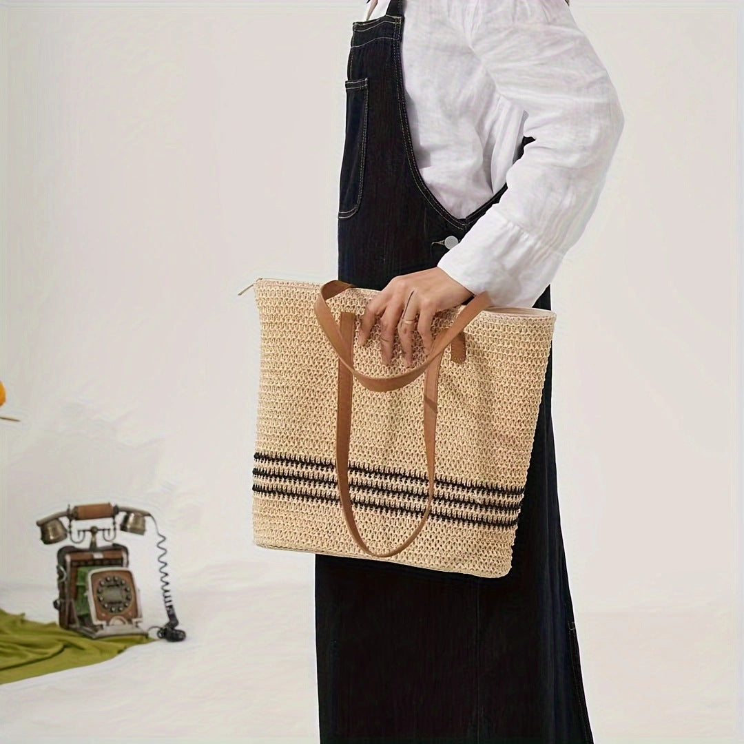 Spacious beach bag with durable synthetic leather handle Bowlift