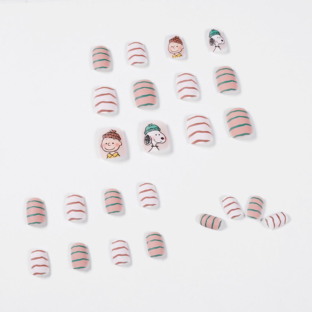 Artificial artificial nails with playful mascot design Bowlift