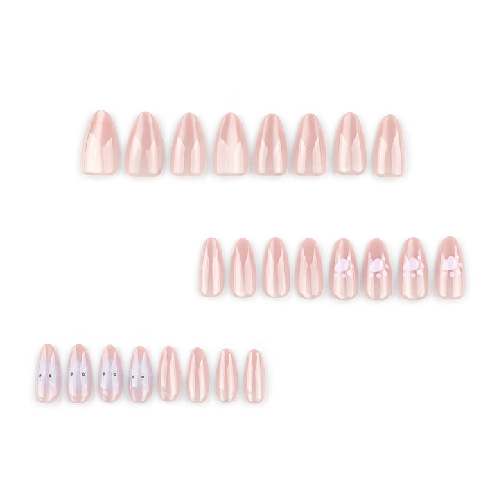 Artificial nail art with animal motifs Bowlift