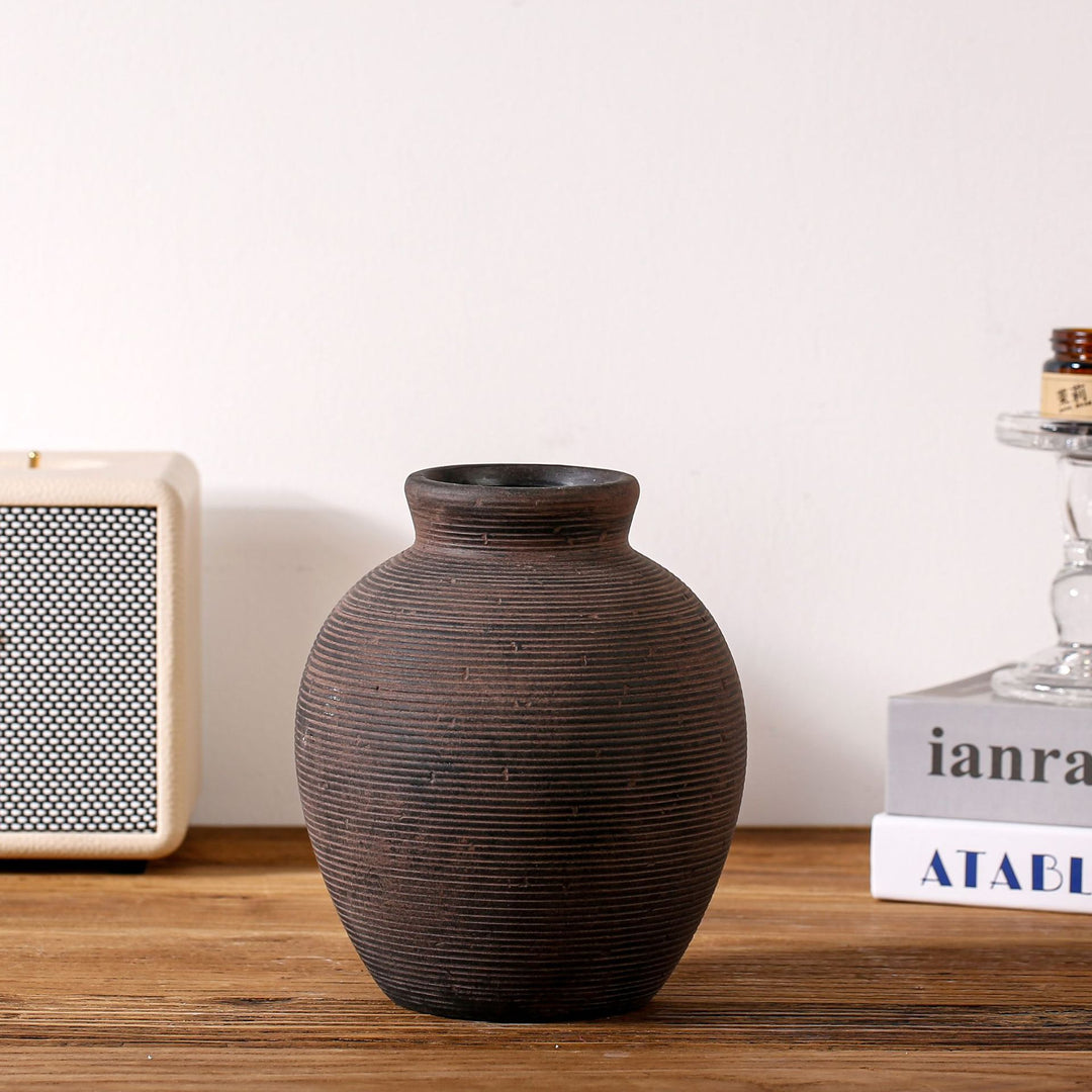 Artistic Ceramic Vase Bowlift