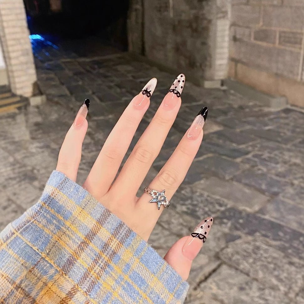 Artistic Press-On Nail Kit Bowlift