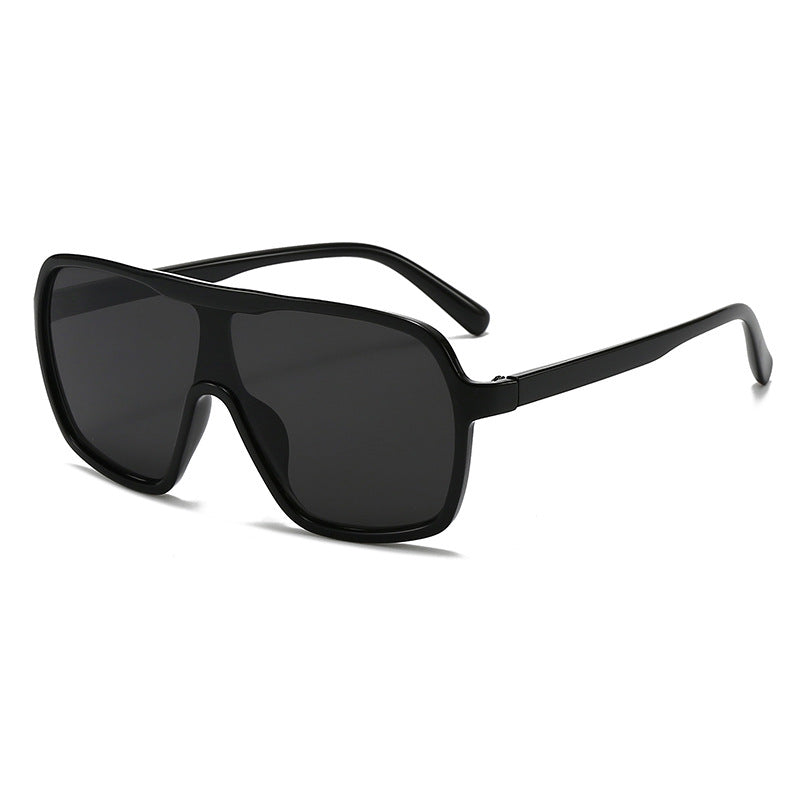 Women oversized fashion sunglasses in retro style Bowlift