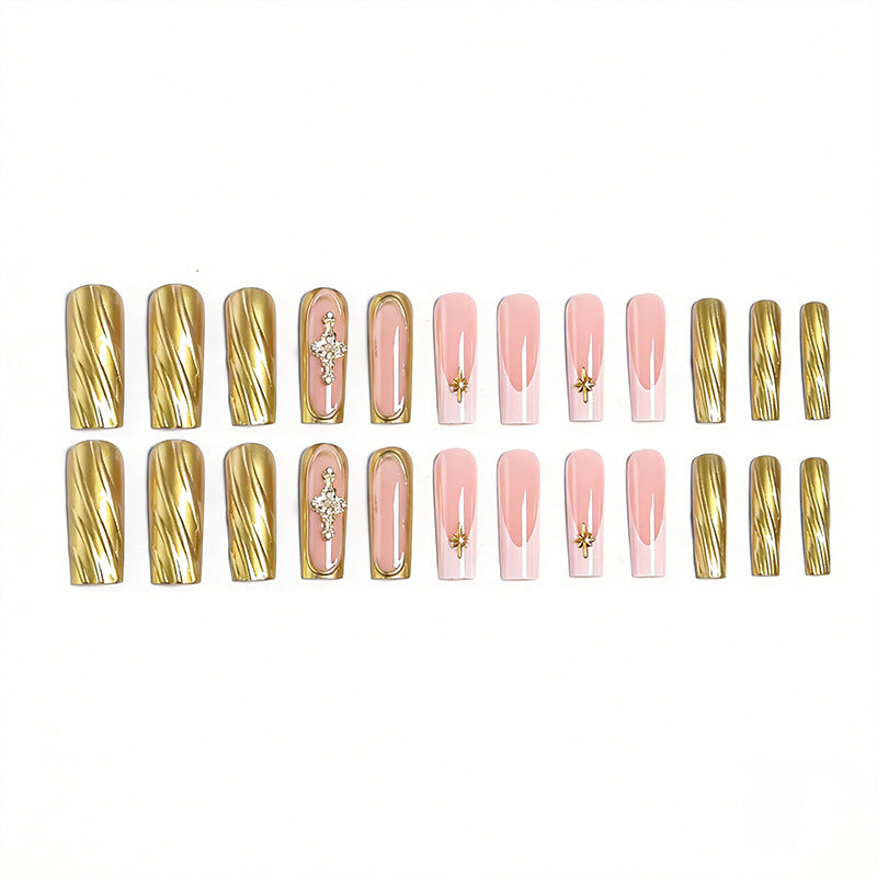 Glamorous Artificial Nail Set Bowlift