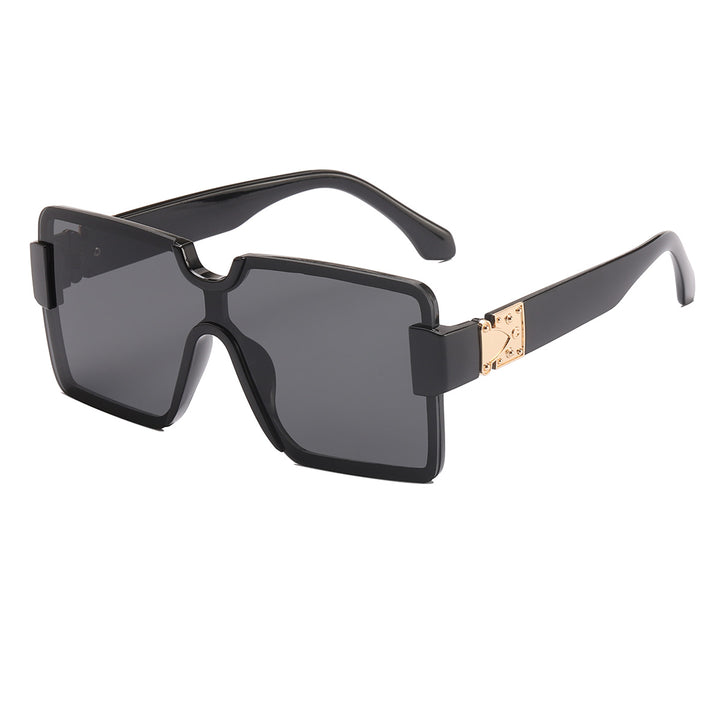 Ladies oversized sunglasses with unique frame Bowlift
