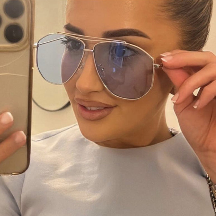 Women's Oversize Sunglasses with Modern Design and High Degree of UV Protection Bowlift