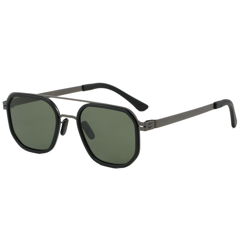 Ladies fashionable sunglasses in modern stylish design Bowlift