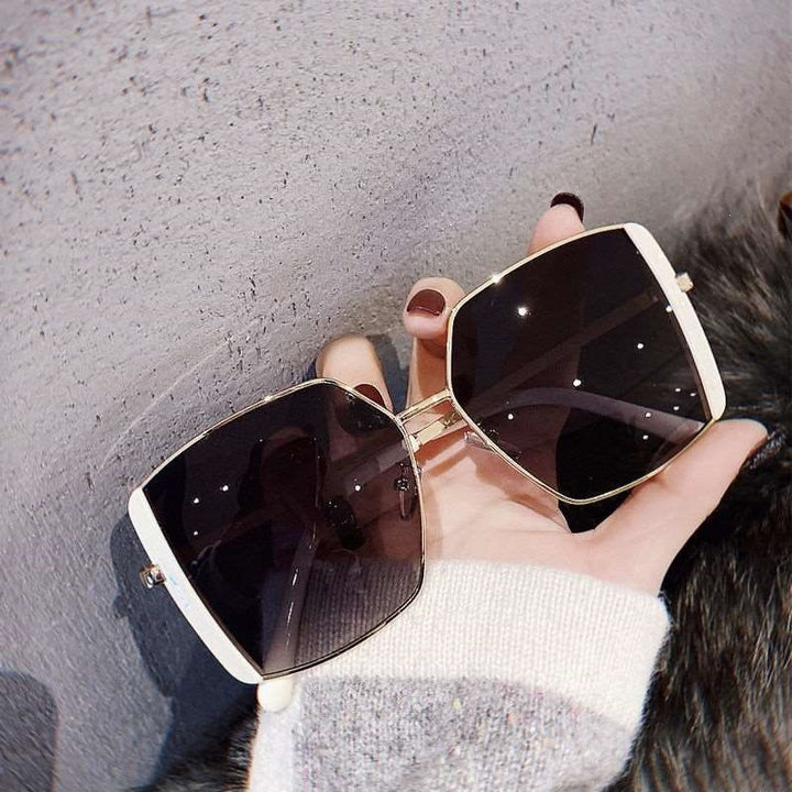 Women's trendy square sunglasses Bowlift