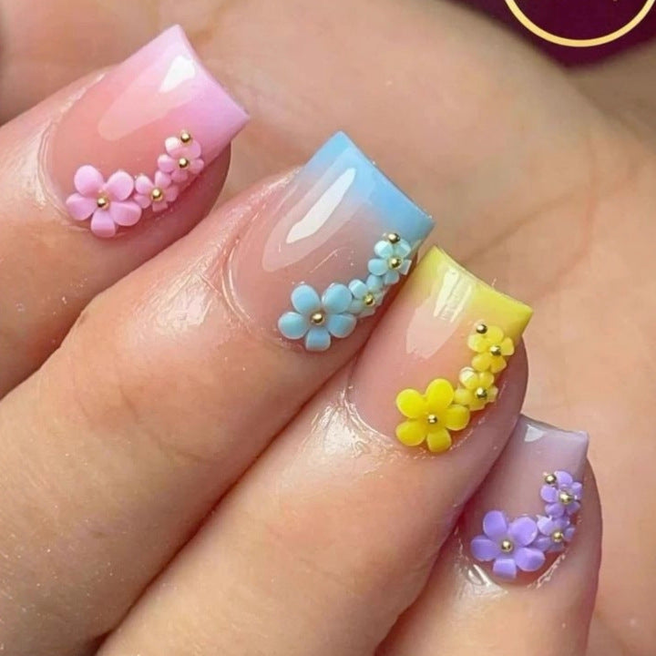 Artificial Nails in Stylish Flower Design Bowlift
