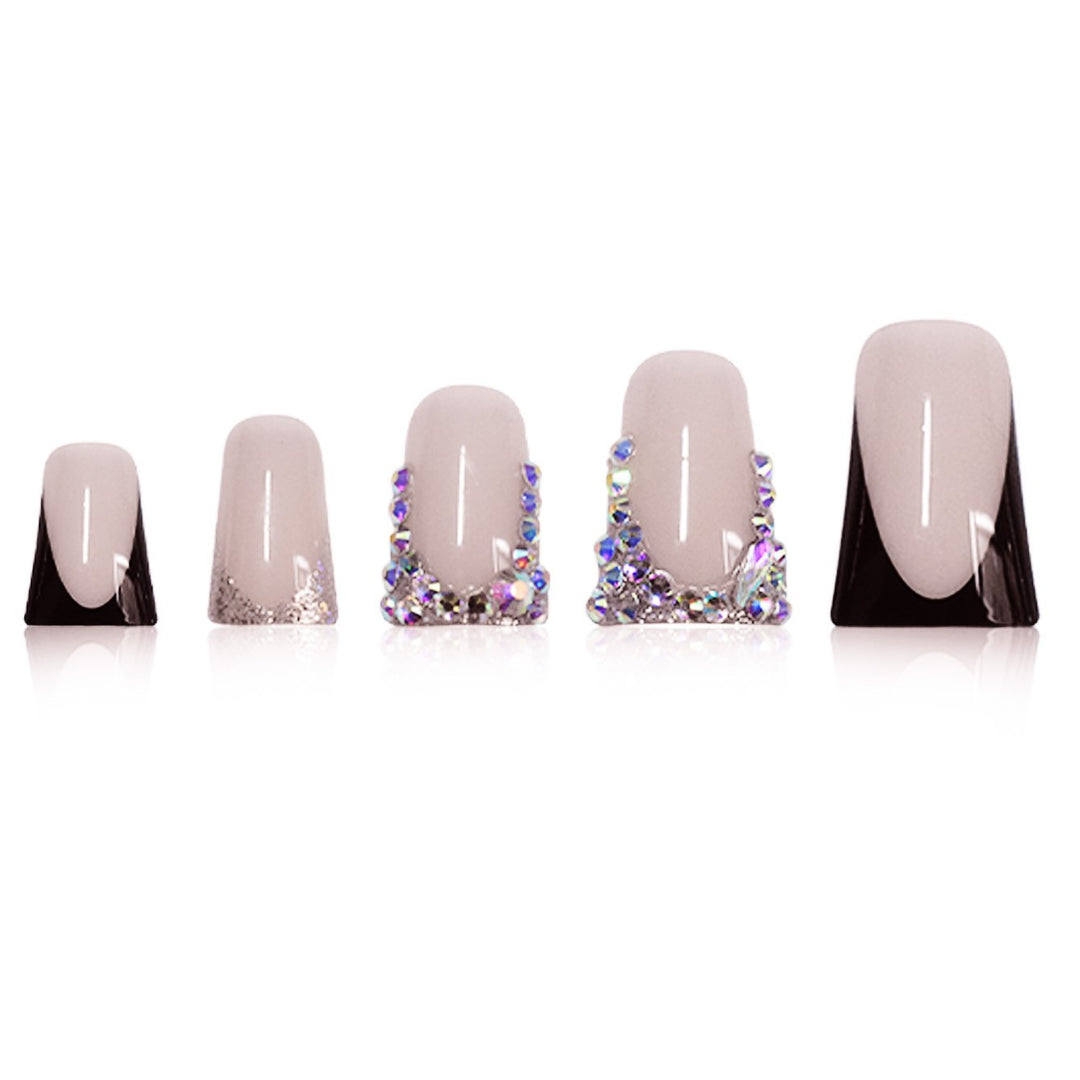 Glamorous Decorative Nail Art Bowlift