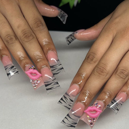 Creative nail set with stylish patterns Bowlift