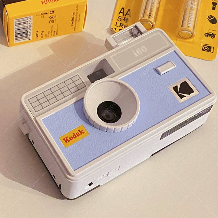 Retro-Style Instant Film Camera Bowlift