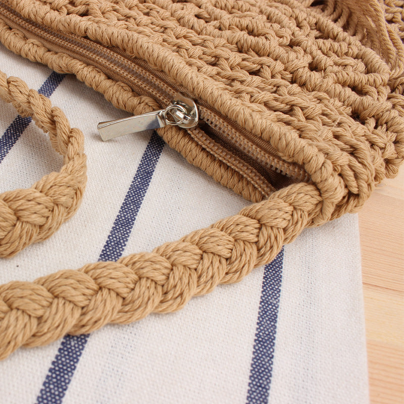 Macramé shoulder bag with fringed decoration Bowlift