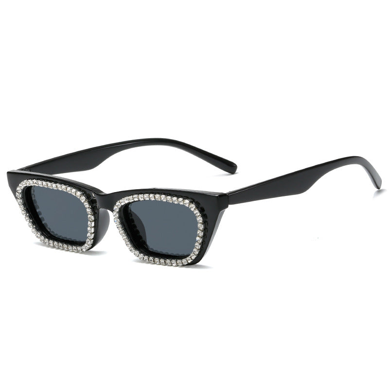 Women's sunglasses with glamorous rhinestone frame Bowlift